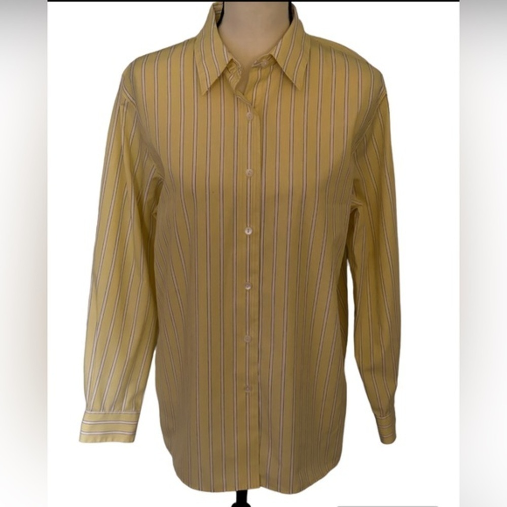 Foxcroft wrinkle free size 12 button down shirt